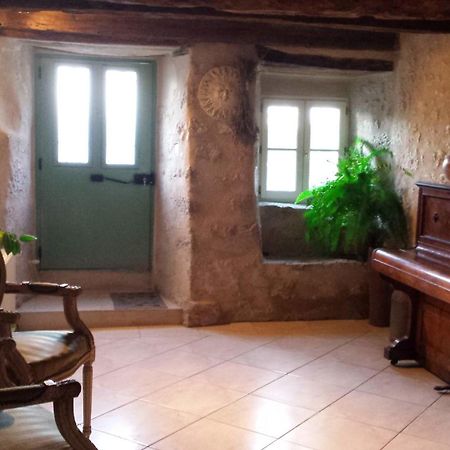 La Maison De Chloe Senouillac Экстерьер фото